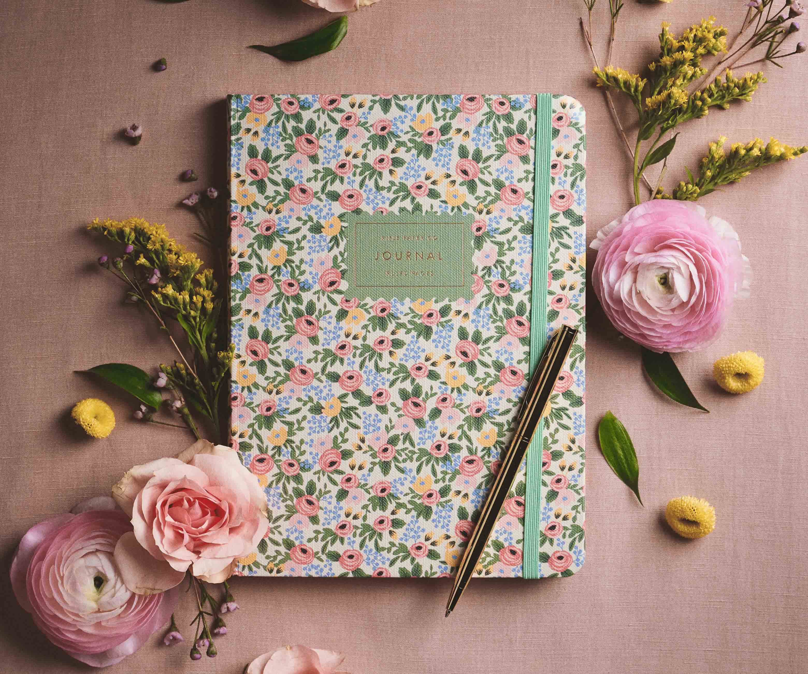 Journal with Pen - Rosa