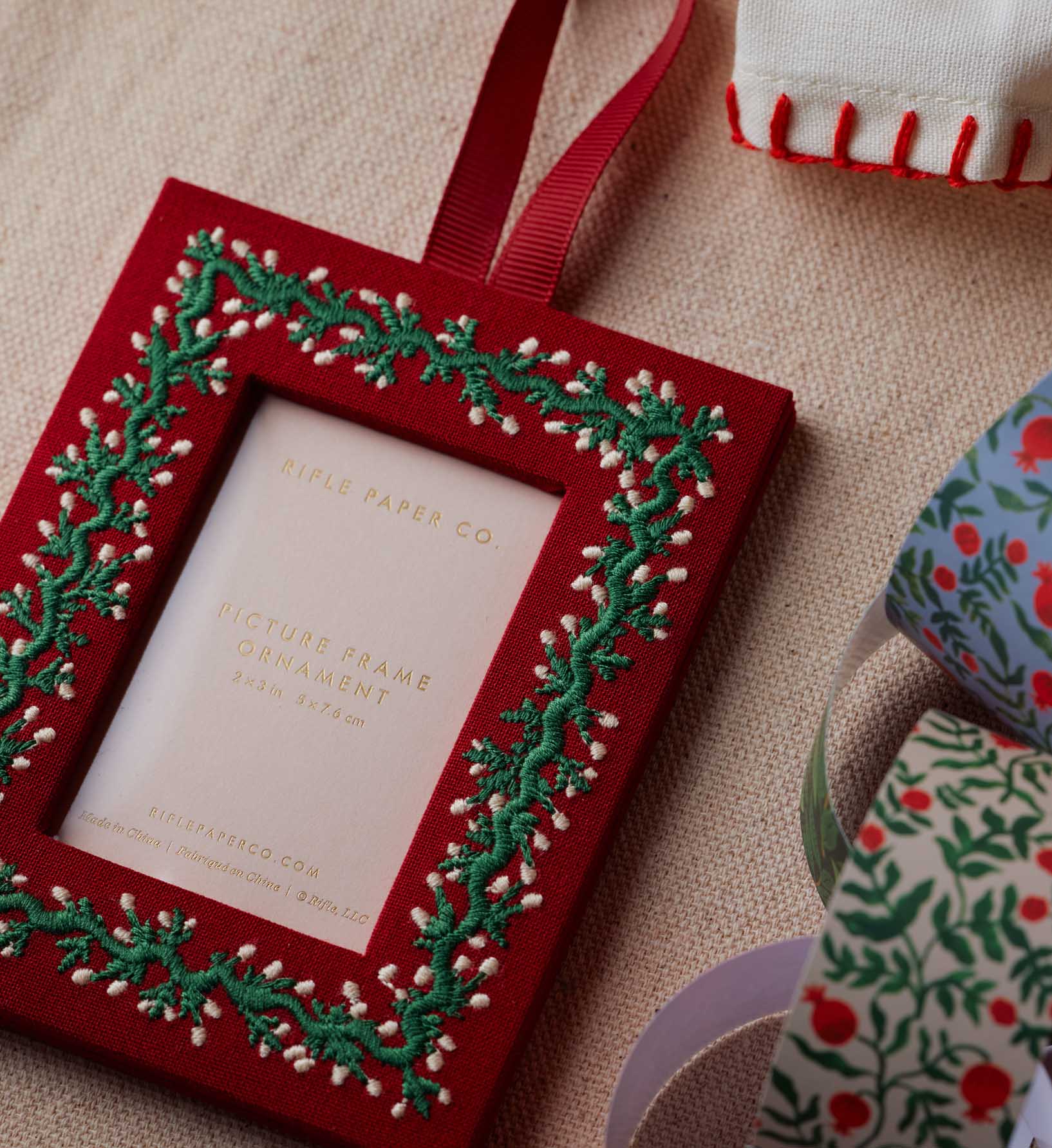 Embroidered Frame Ornament - Garland