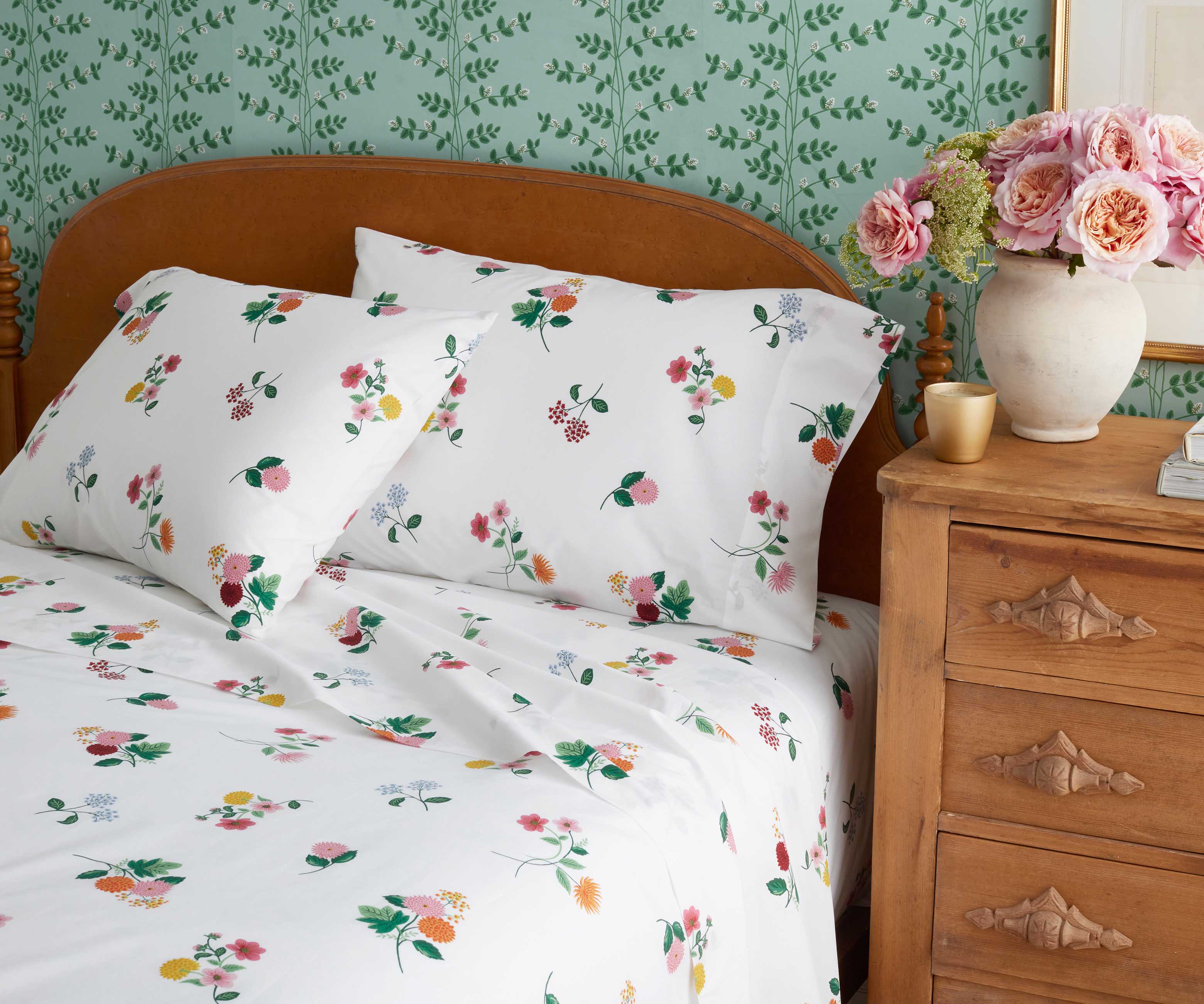 Percale Fitted Sheet - Ditsy Dahlia