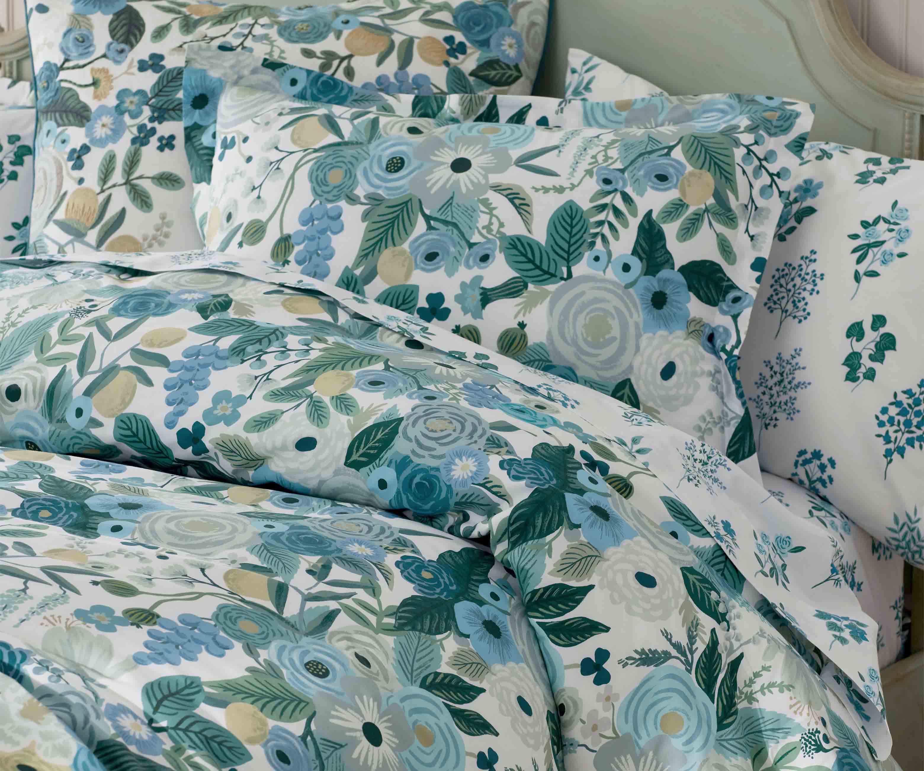 Percale Comforter - Garden Party Blue